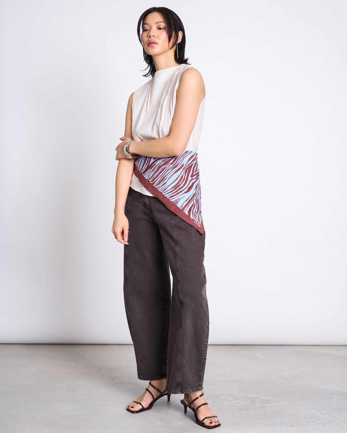 JAN N JUNE - VAD PRINTED COTTON SCARF blue zebra print