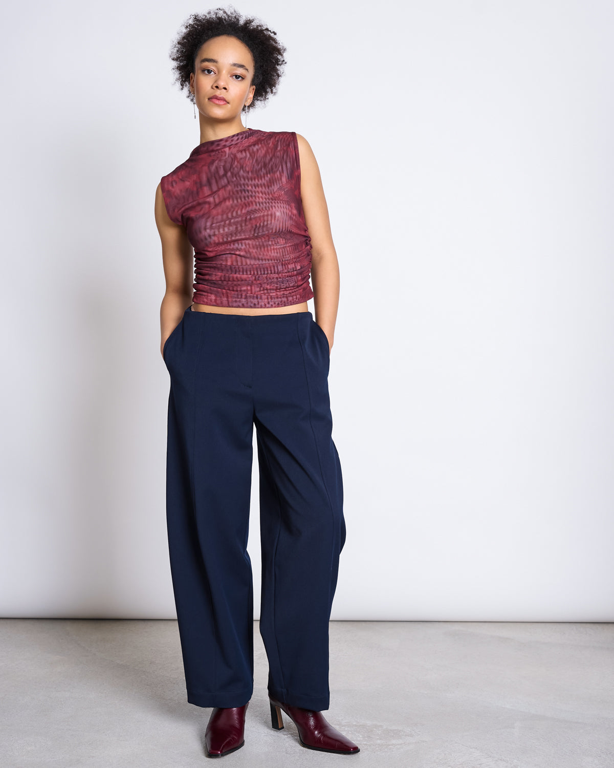 JAN N JUNE - LAGUNA RUFFLE MESH TOP carmine curl