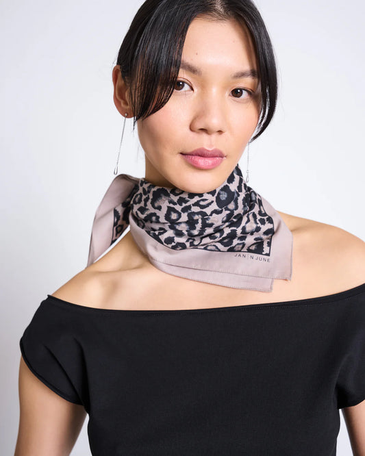 JAN N JUNE - VAD Printed Cotton Scarf leo print - WERTE FREUNDE