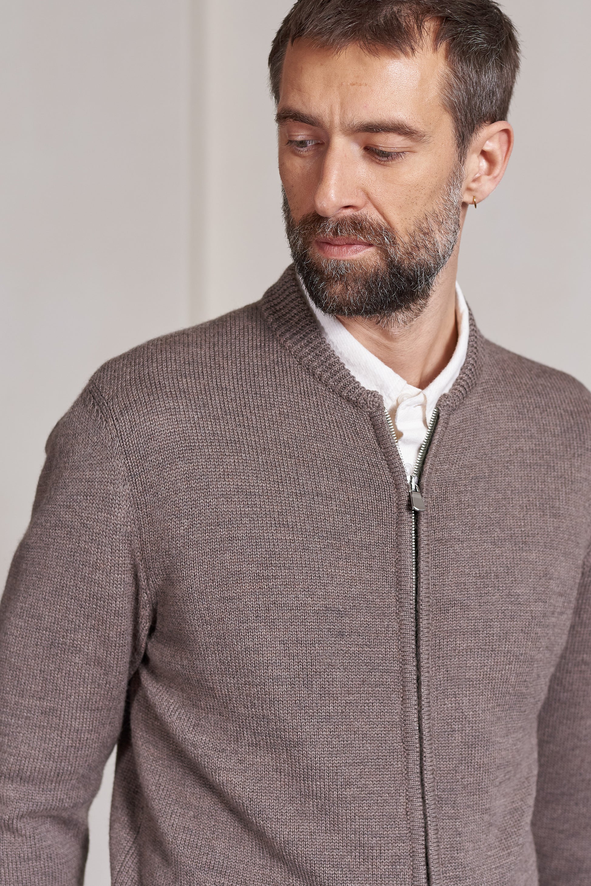 About Companions - PAUL cardigan melange taupe - WERTE FREUNDE