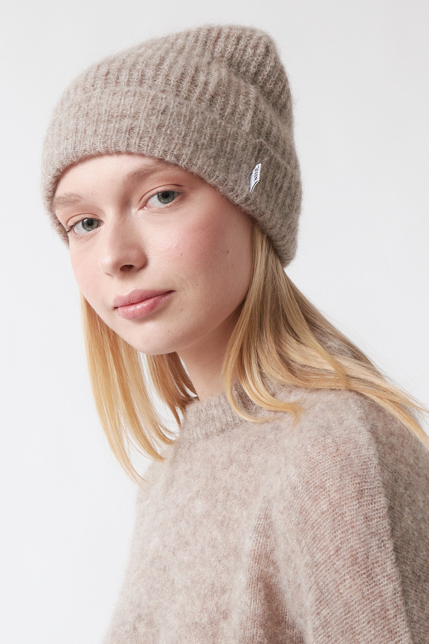 amt. - Galeta Beanie Visone - WERTE FREUNDE