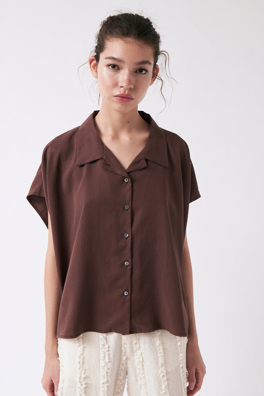 amt. - Lliri Shirt Brown - WERTE FREUNDE