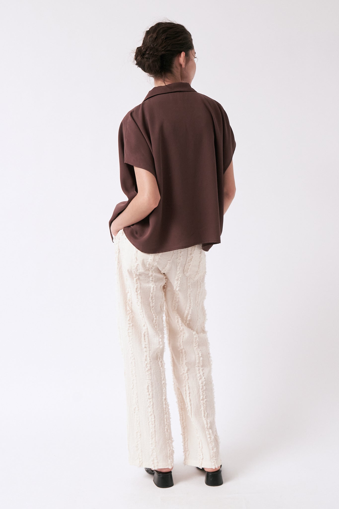 amt. - Lliri Shirt Brown - WERTE FREUNDE