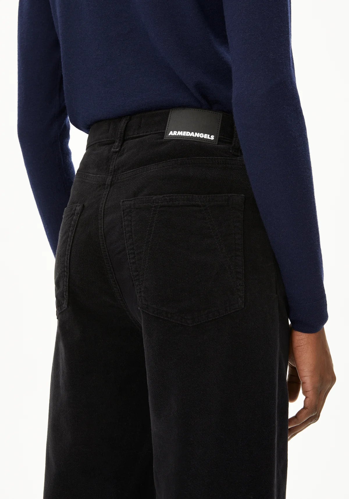 Armedangels - ENIJAA VELVET Hose Stoffhose black - WERTE FREUNDE