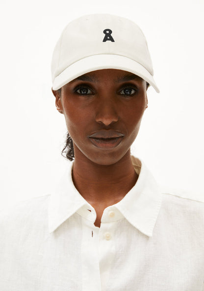 Armedangels - YENAAS BOLD Accessoires Caps oatmilk-black - WERTE FREUNDE