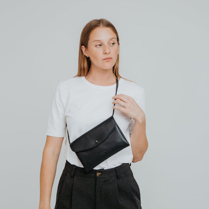 ann kurz - CUTE CLUTCH NAPPA BLACK