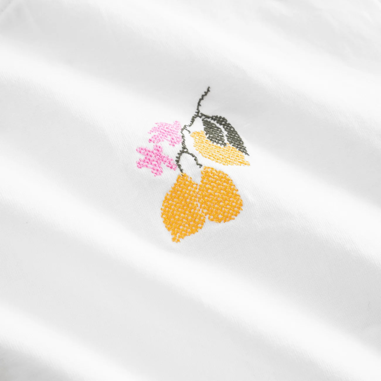 DEDICATED - T-shirt Vadstena Lemon Branch White - WERTE FREUNDE