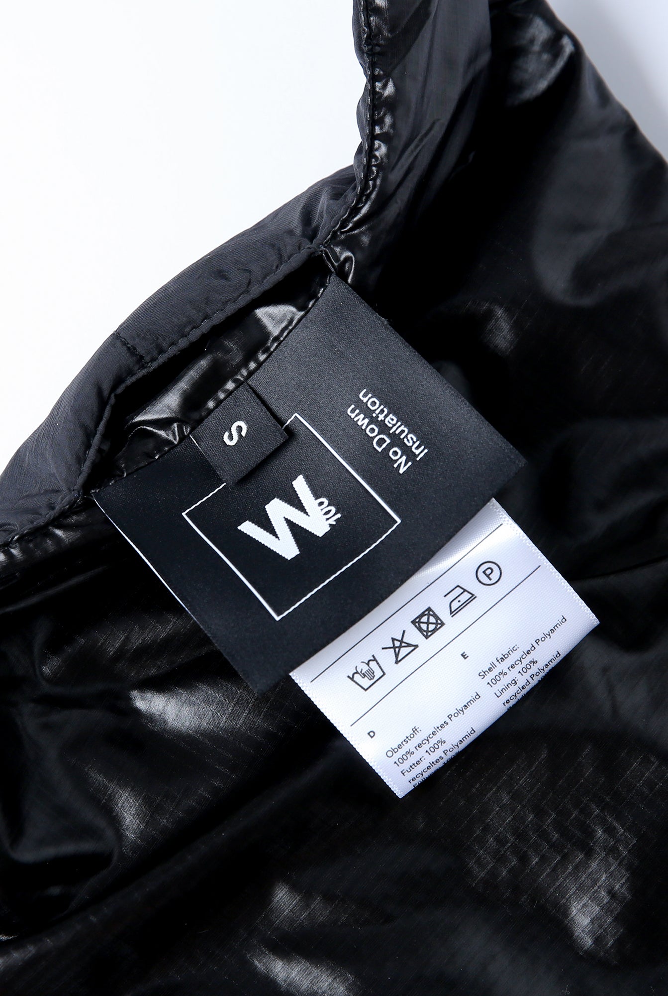 embassy - HIXON HOOD BLACK - WERTE FREUNDE