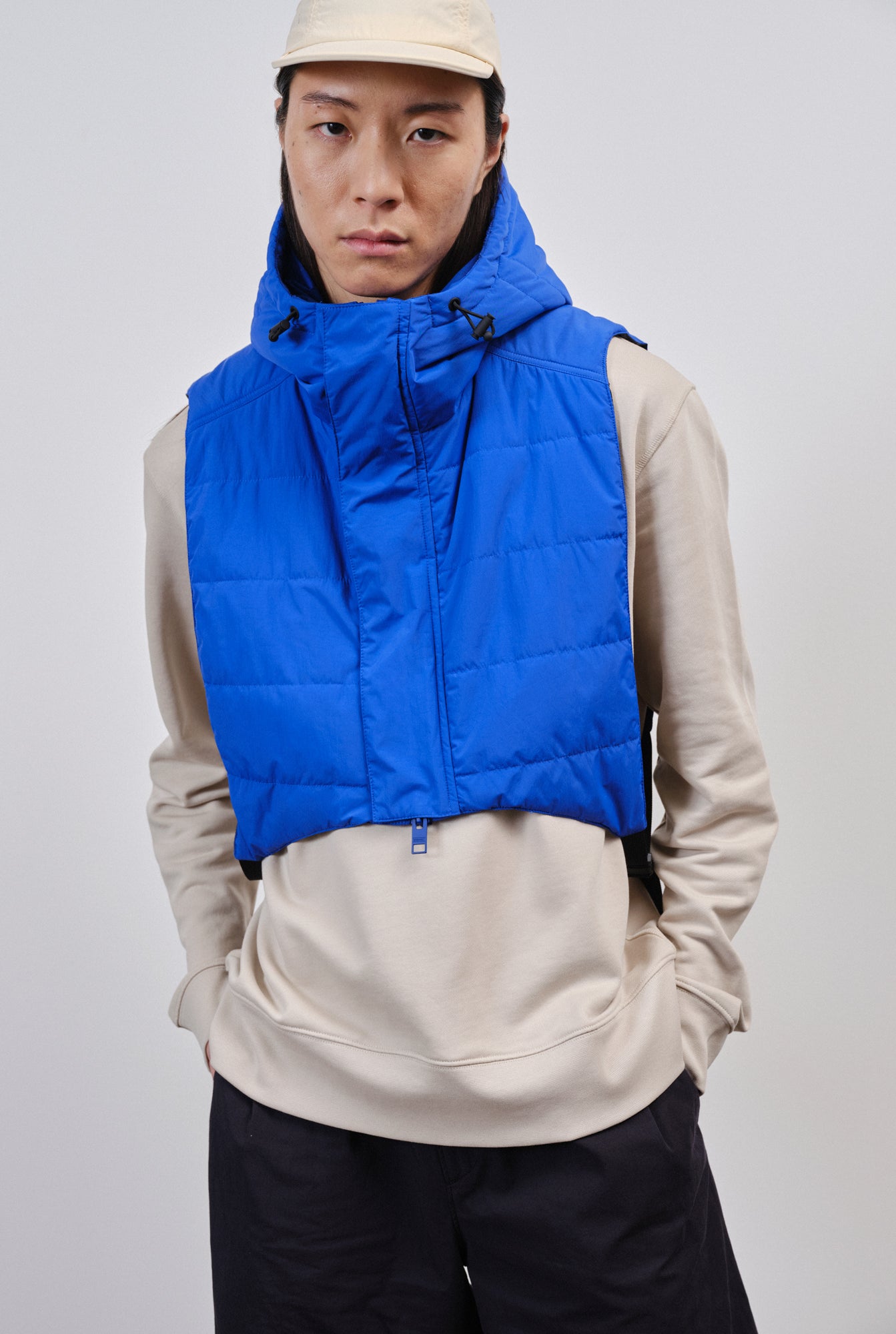 embassy - HIXON HOOD BLUE - WERTE FREUNDE