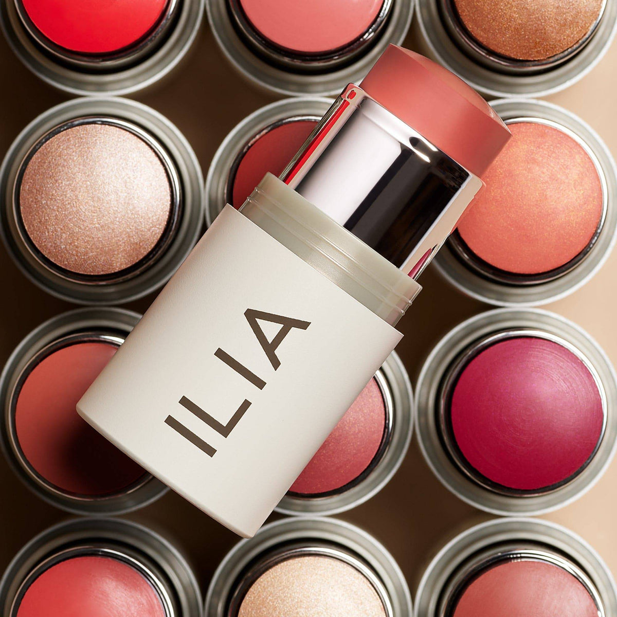 ILIA - MULTI-STICK & ILLUMINATOR 5 g - WERTE FREUNDE