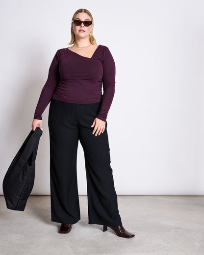 JAN N JUNE - CASMA Asymmetrical Longsleeve cherry lacquer - WERTE FREUNDE