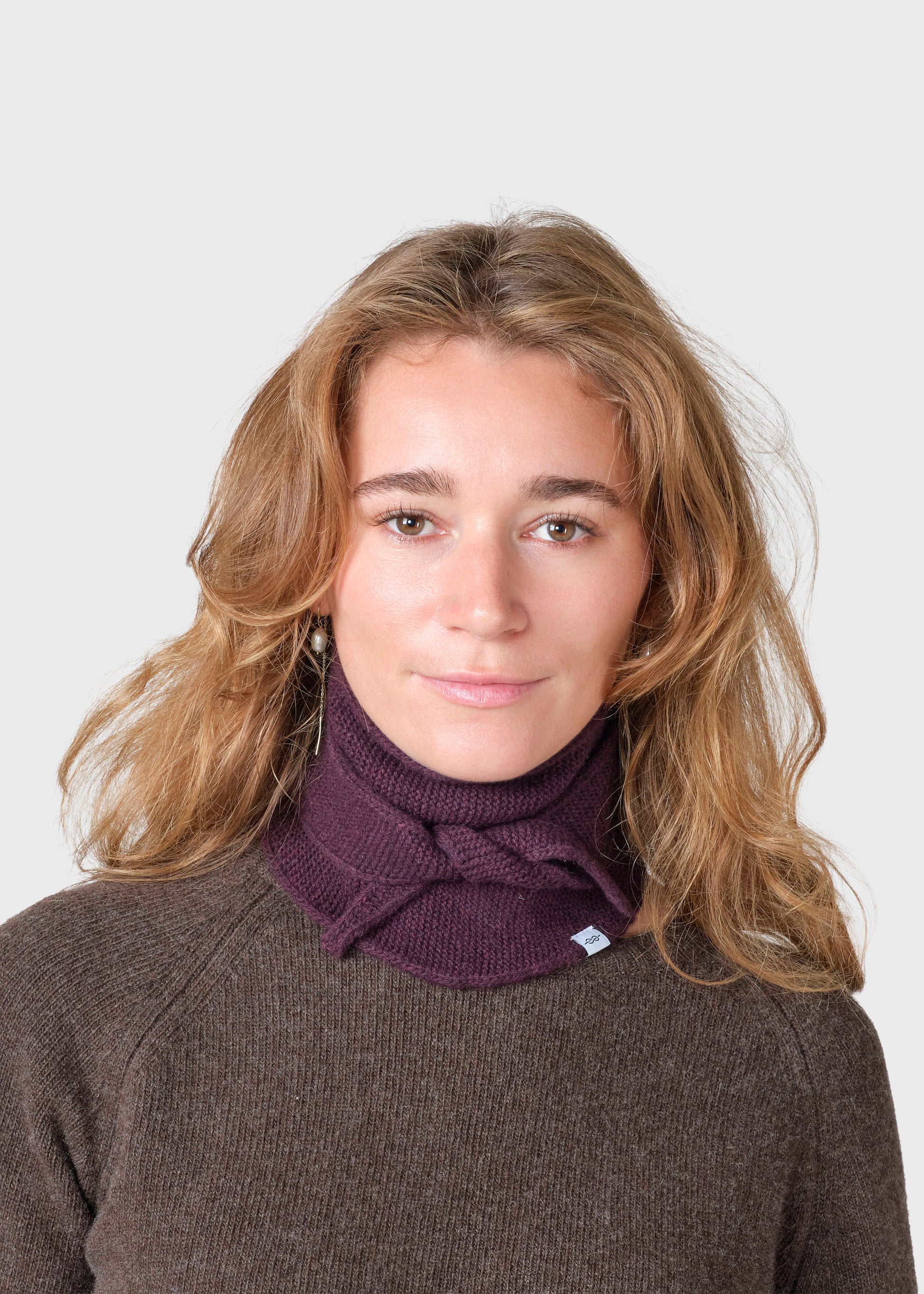 Klitmøller - Violet small knit scarf Burgundy - WERTE FREUNDE