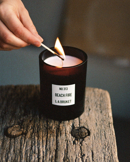 LA BRUKET - Duftkerze 313 Beach Fire 260g - WERTE FREUNDE