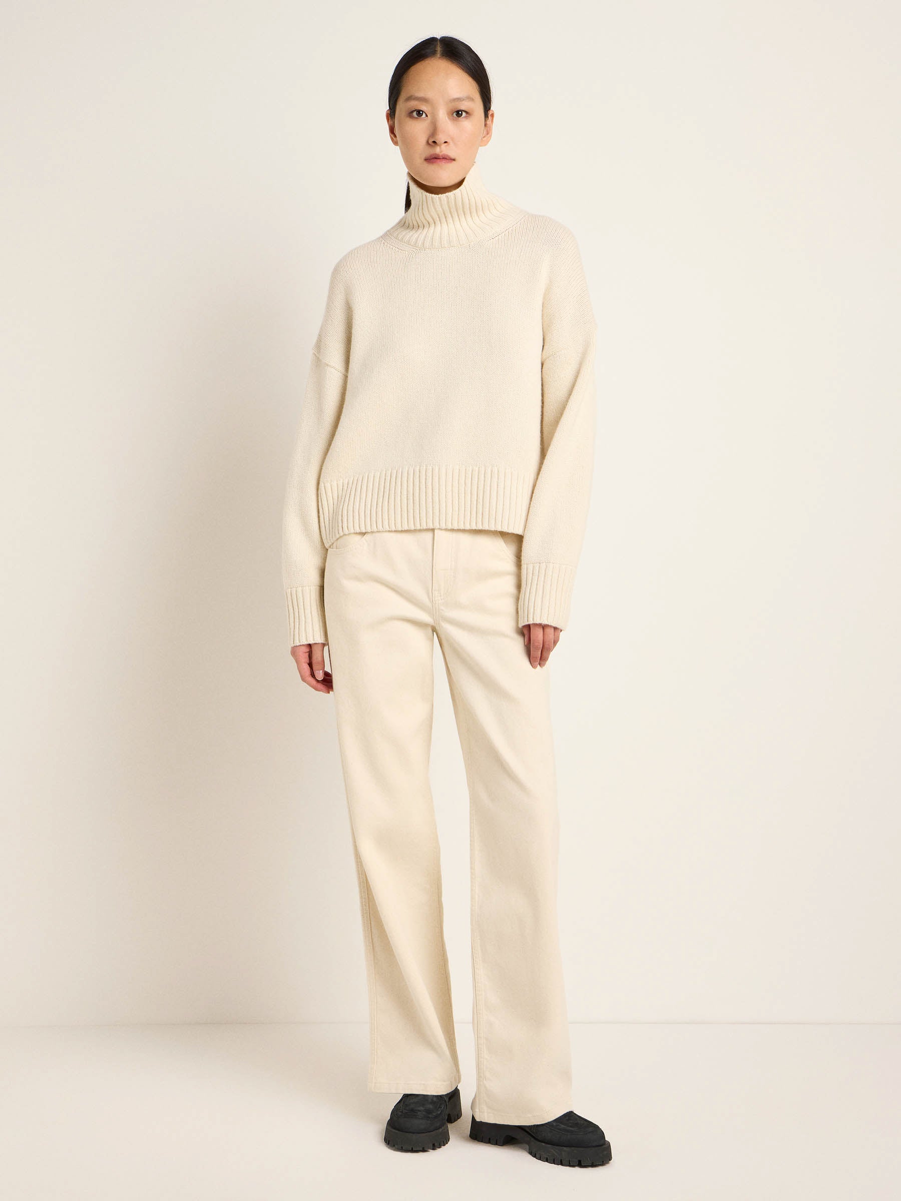 LANIUS - Oversized Pullover off white - WERTE FREUNDE