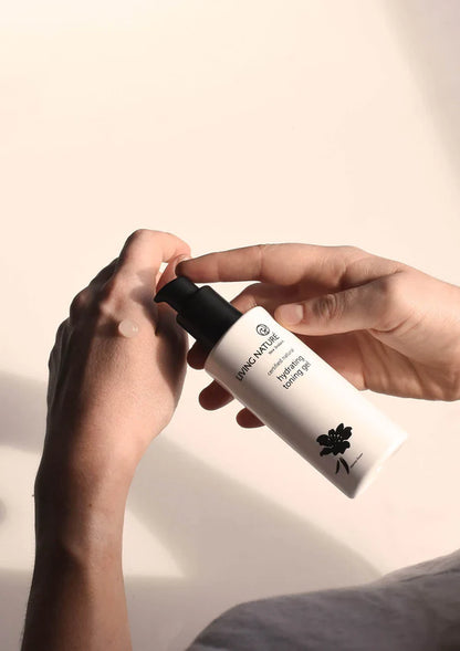 Living Nature - HYDRATING TONING GEL 120ml - WERTE FREUNDE