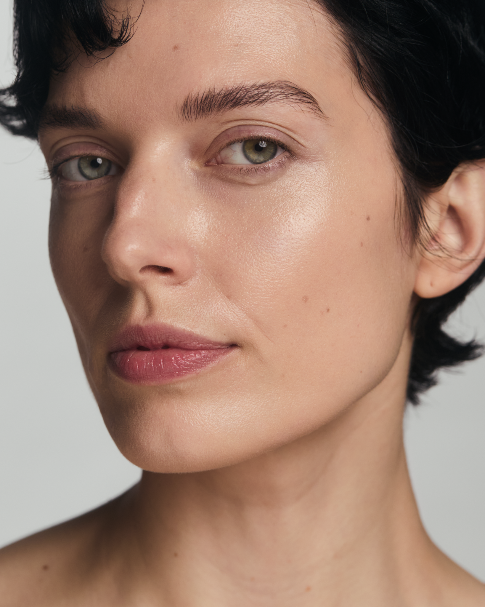 MADARA - CC GO Getönter Ceramid CC-Stick LSF30 TRUE BEIGE 13g - WERTE FREUNDE