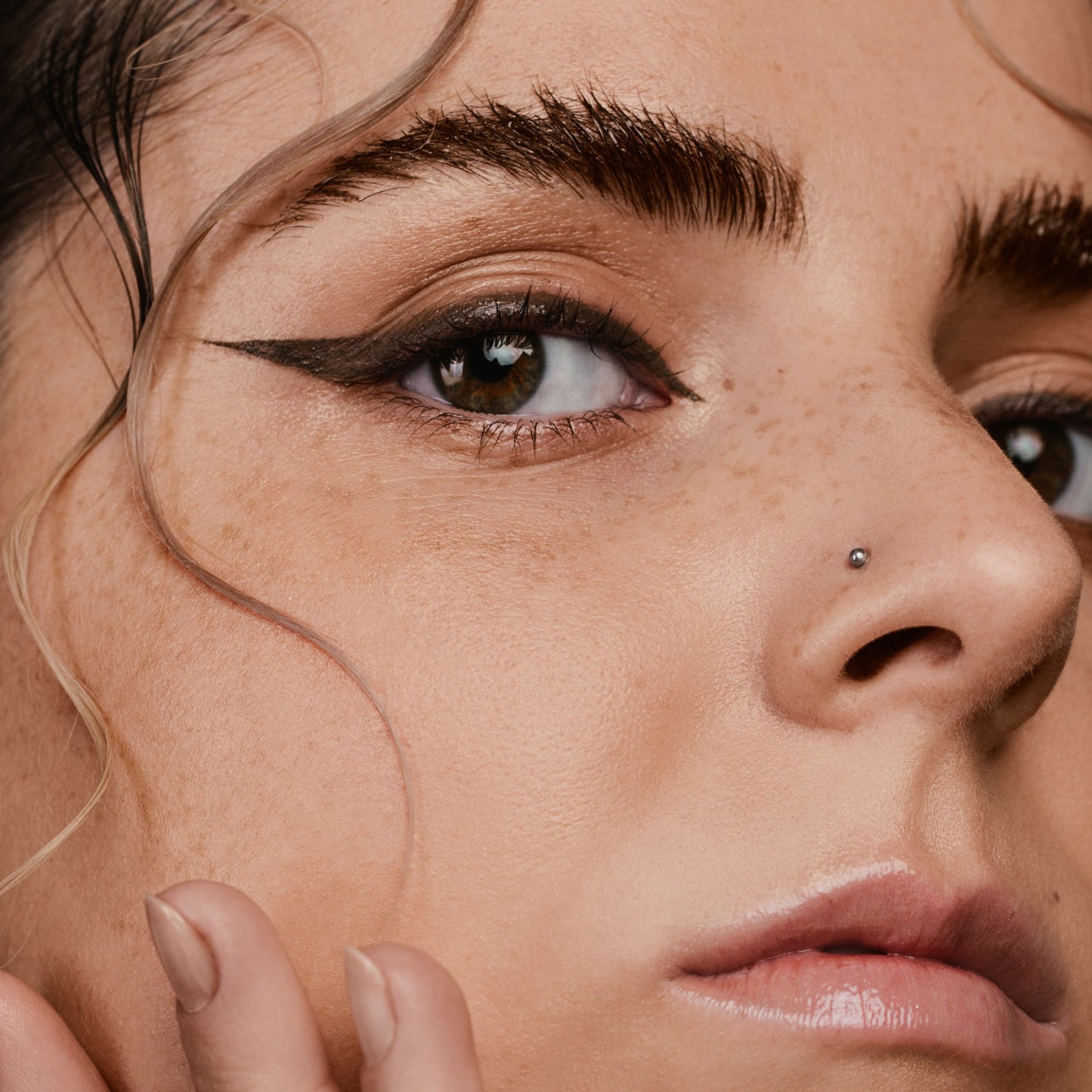 MADARA - THE EYE PENCIL 1g - WERTE FREUNDE