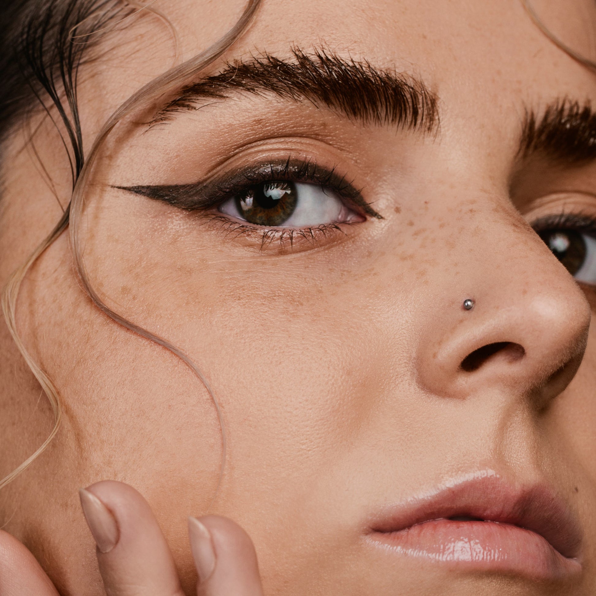 MADARA - THE EYE PENCIL 1g - WERTE FREUNDE