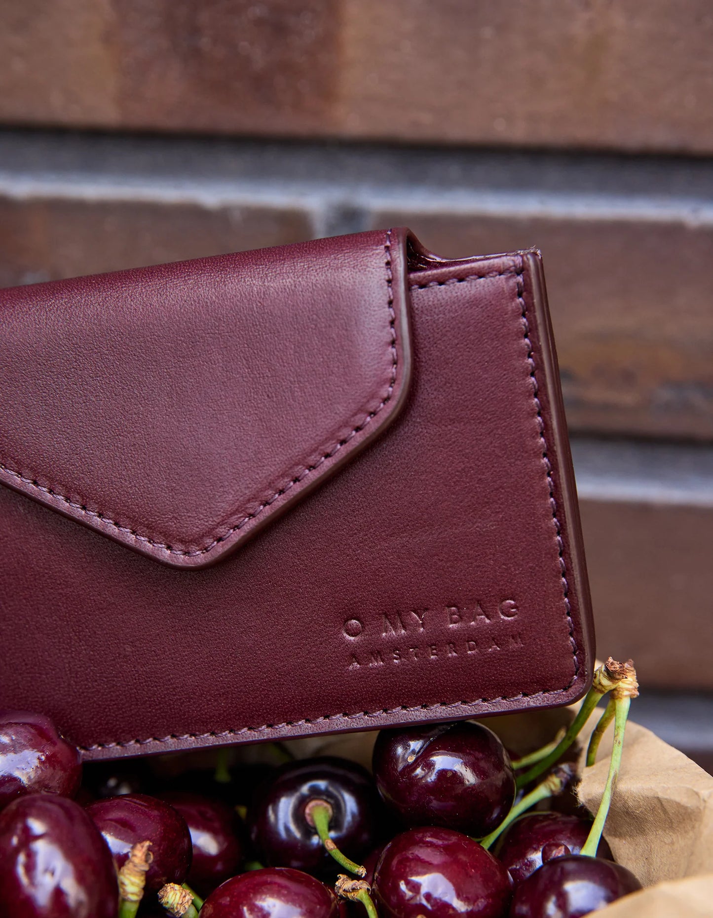 O MY BAG - Harmonica - Dark Cherry Classic Leather - WERTE FREUNDE