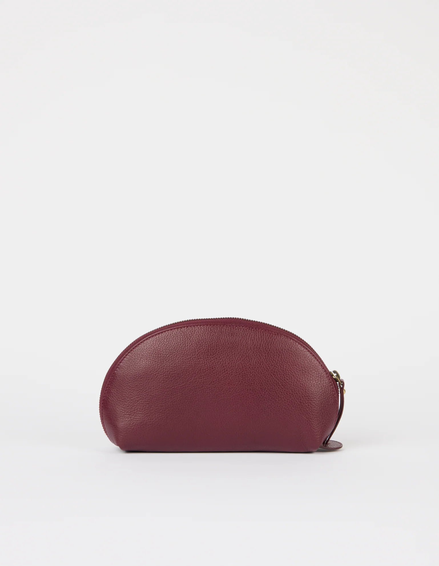 O MY BAG - Make up Case Medium - Dark Cherry Soft Grain - WERTE FREUNDE