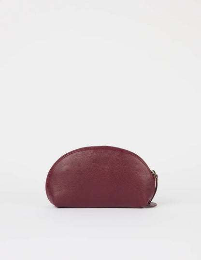 O MY BAG - Make up Case Medium - Dark Cherry Soft Grain - WERTE FREUNDE