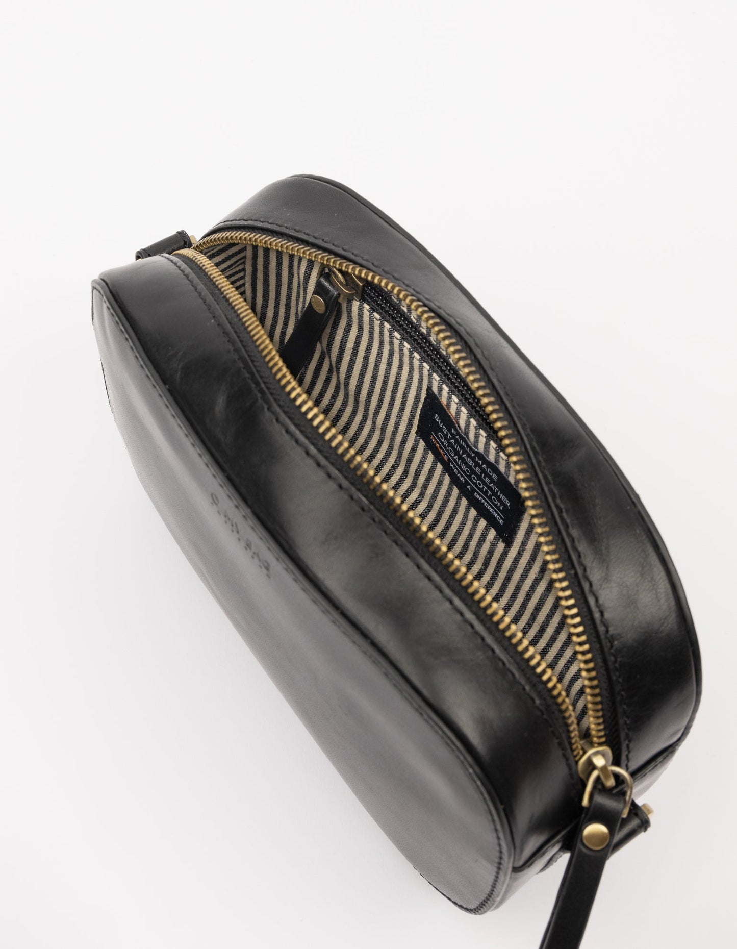 O MY BAG - MAYA Black Classic Leather - WERTE FREUNDE