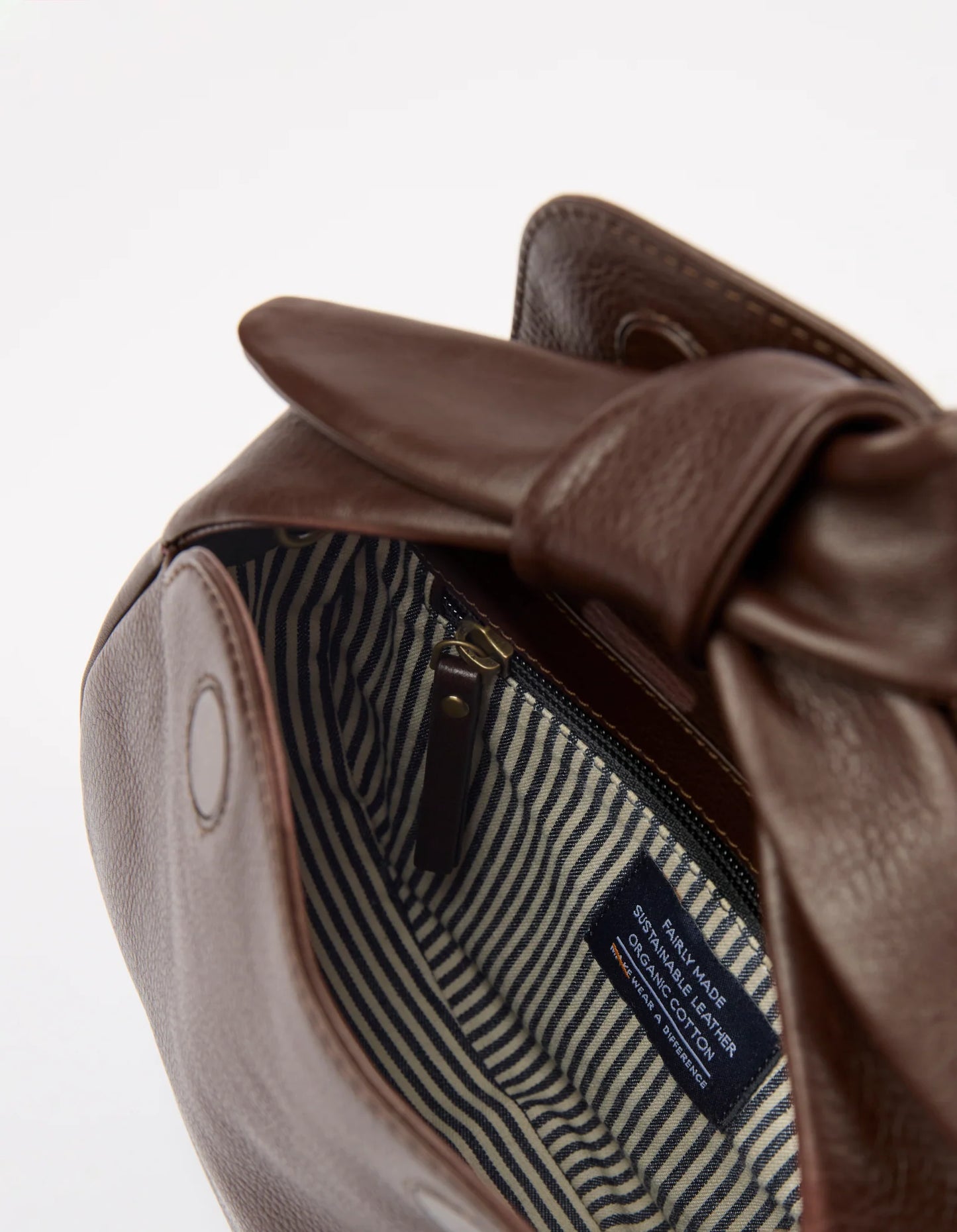 O MY BAG - Coco Croissant - Chocolate Soft Grain - WERTE FREUNDE