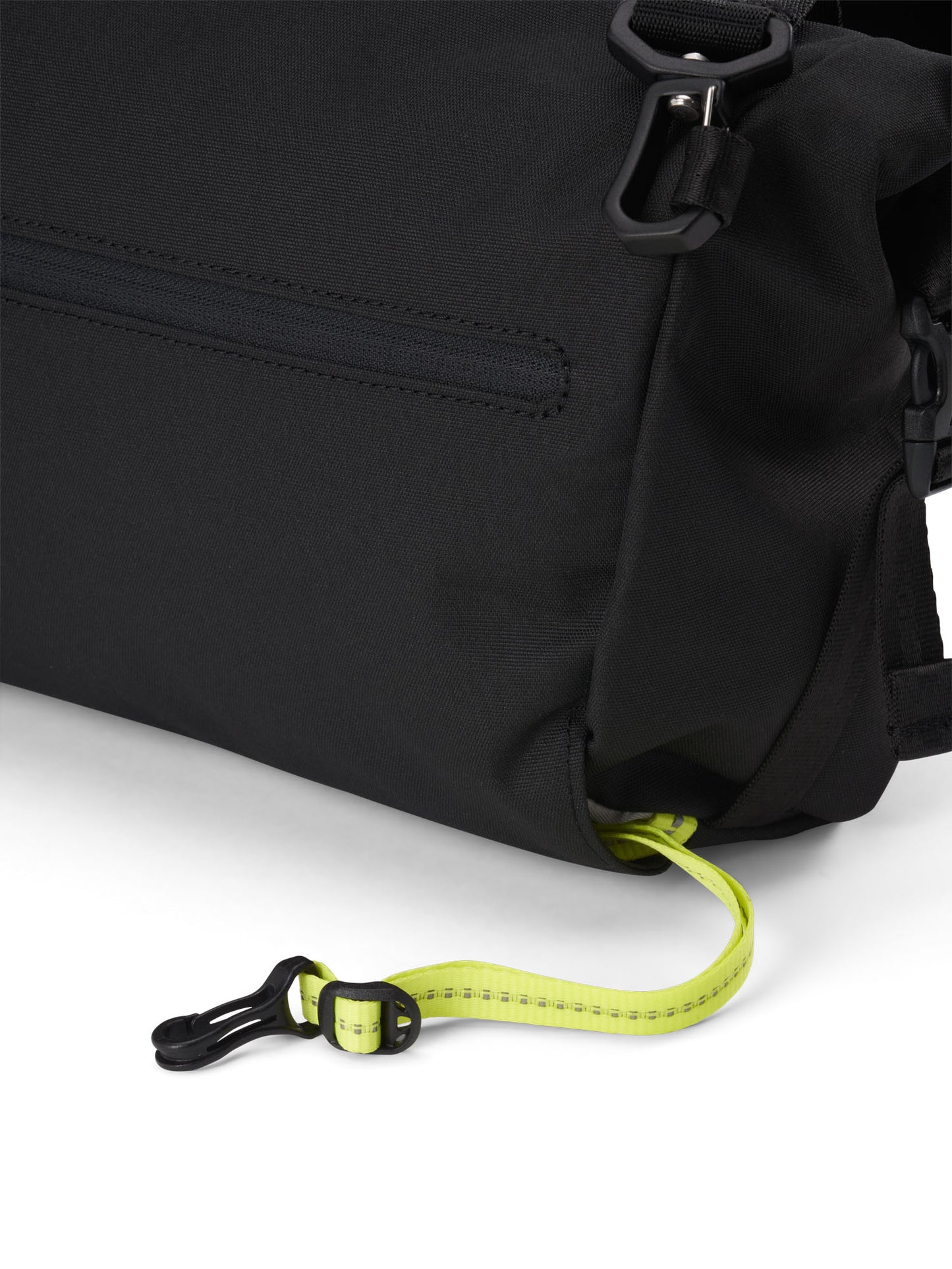 pinqponq - AKSEL Rooted Black - WERTE FREUNDE