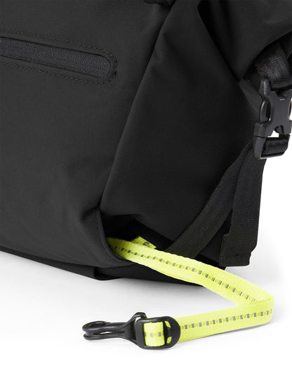 pinqponq - AKSEL Solid Black - WERTE FREUNDE