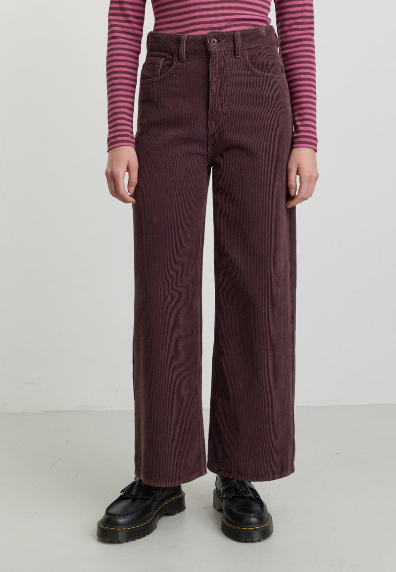 recolution - Pants ERICA CORDUROY dark plum - WERTE FREUNDE