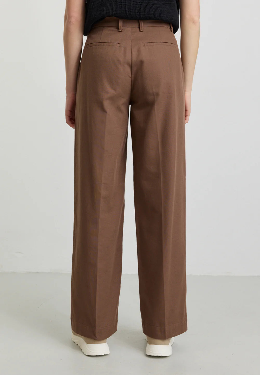 recolution - Pants LIGULARIA   coffee brown - WERTE FREUNDE
