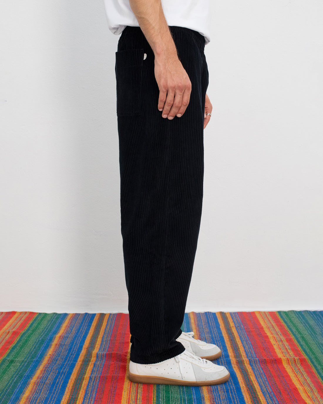 ROTHOLZ - Cord Wide Pant Organic Cotton True Black - WERTE FREUNDE
