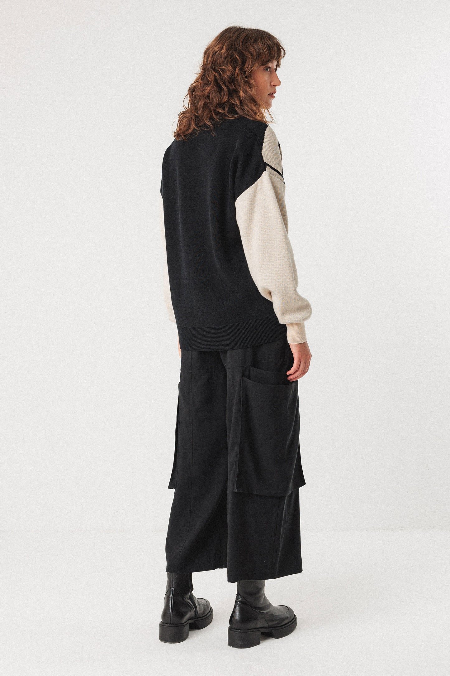 SKFK - BATIRTZE SWEATER BLACK - WERTE FREUNDE