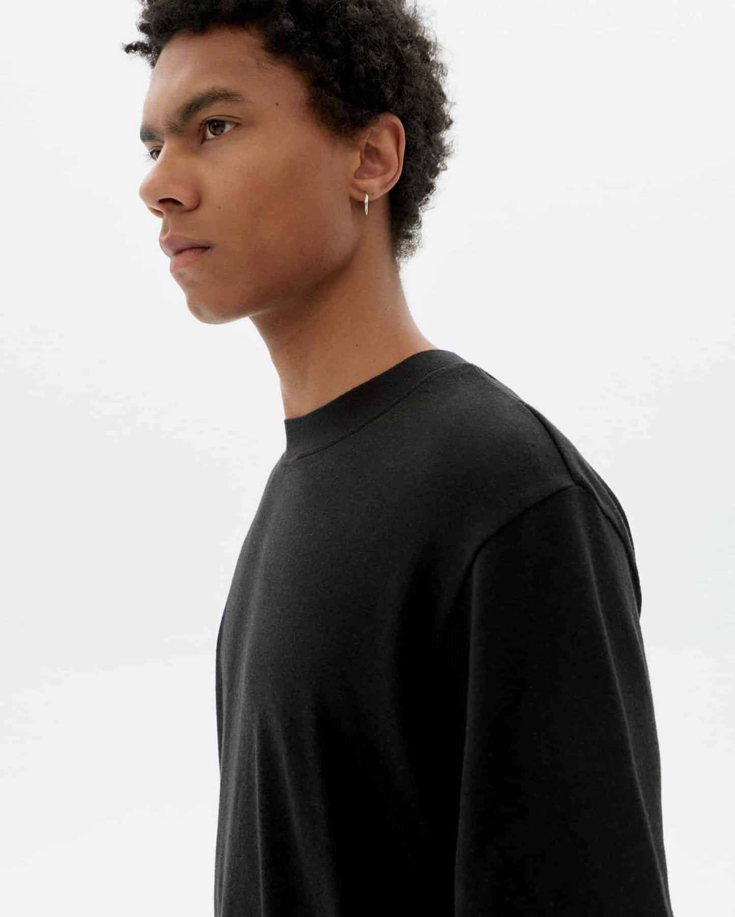 Thinking MU - BLACK HEMP ROY T-SHIRT BLACK - WERTE FREUNDE