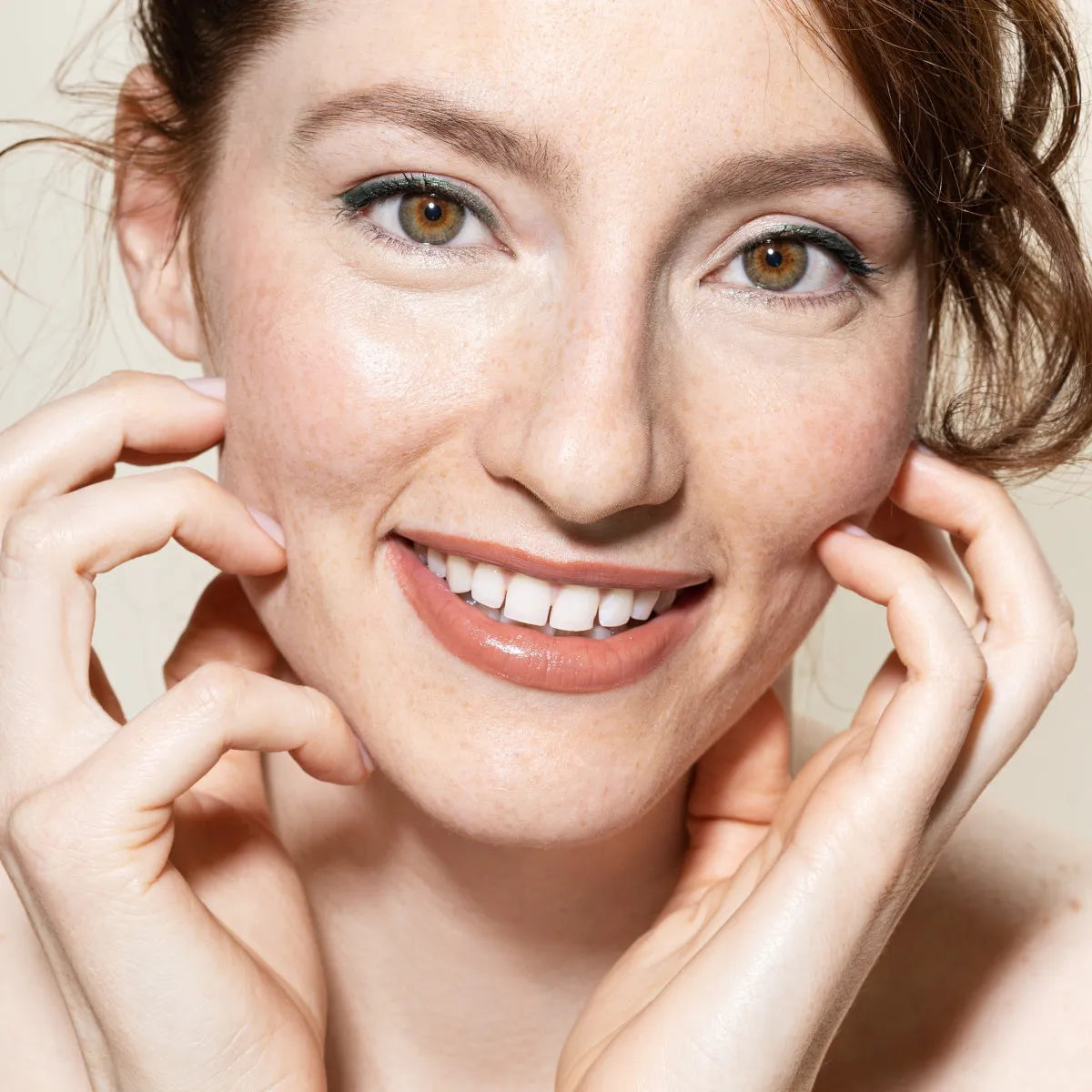 UOGA UOGA - Tinted Creams Primers BB Creams 30 ml - WERTE FREUNDE