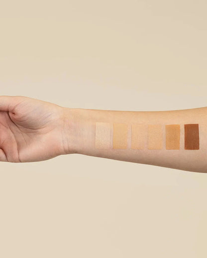 UOGA UOGA - LIQUID CONCEALER 5ml - WERTE FREUNDE