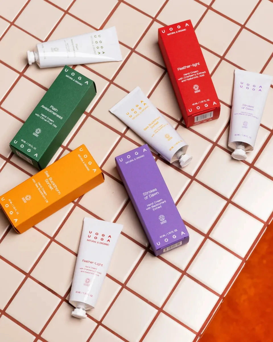 UOGA UOGA - Strokes Of Dawn - hand cream with blackcurrant aroma 40ml - WERTE FREUNDE