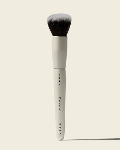UOGA UOGA - Foundation brush 1Stk. - WERTE FREUNDE