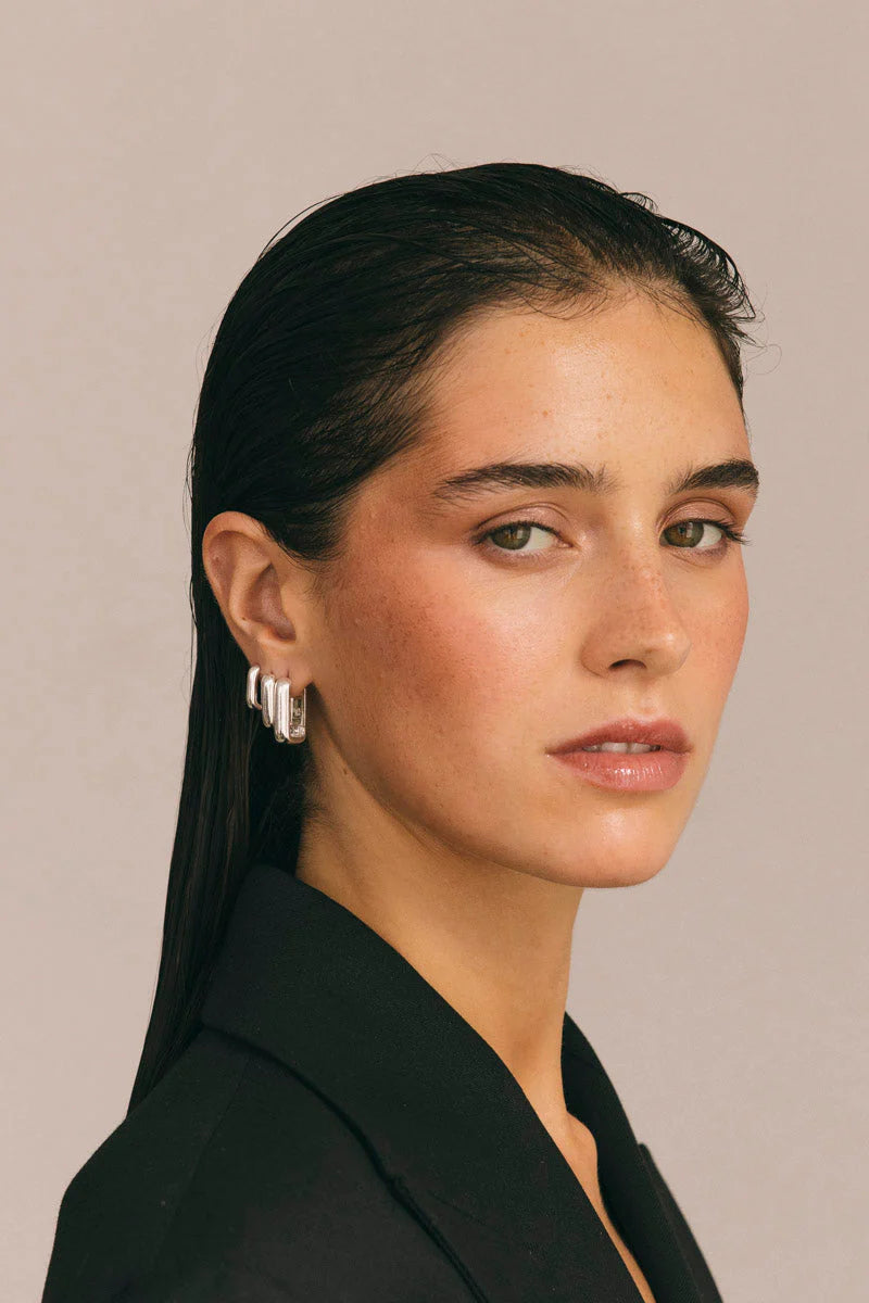 WILDTHINGS - Classic Ovate Hoops Silver (17mm) 1 Paar - WERTE FREUNDE