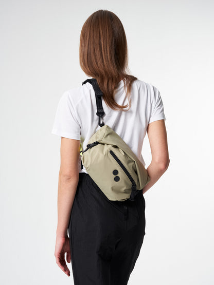 pinqponq - AKSEL Shoulderbags Pure Olive