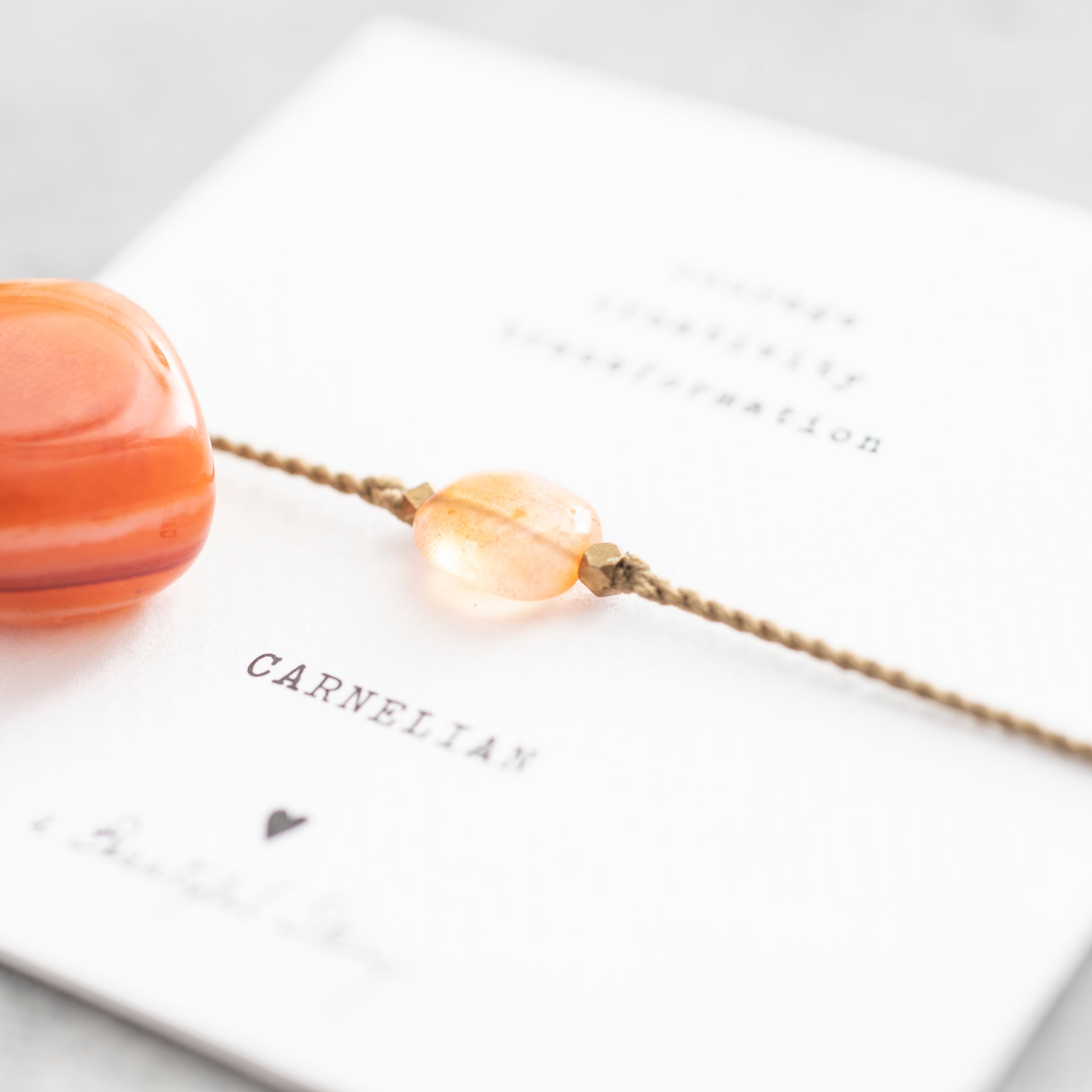 a beautiful story - Gemstone Card Carnelian goldfarben Armband - WERTE FREUNDE