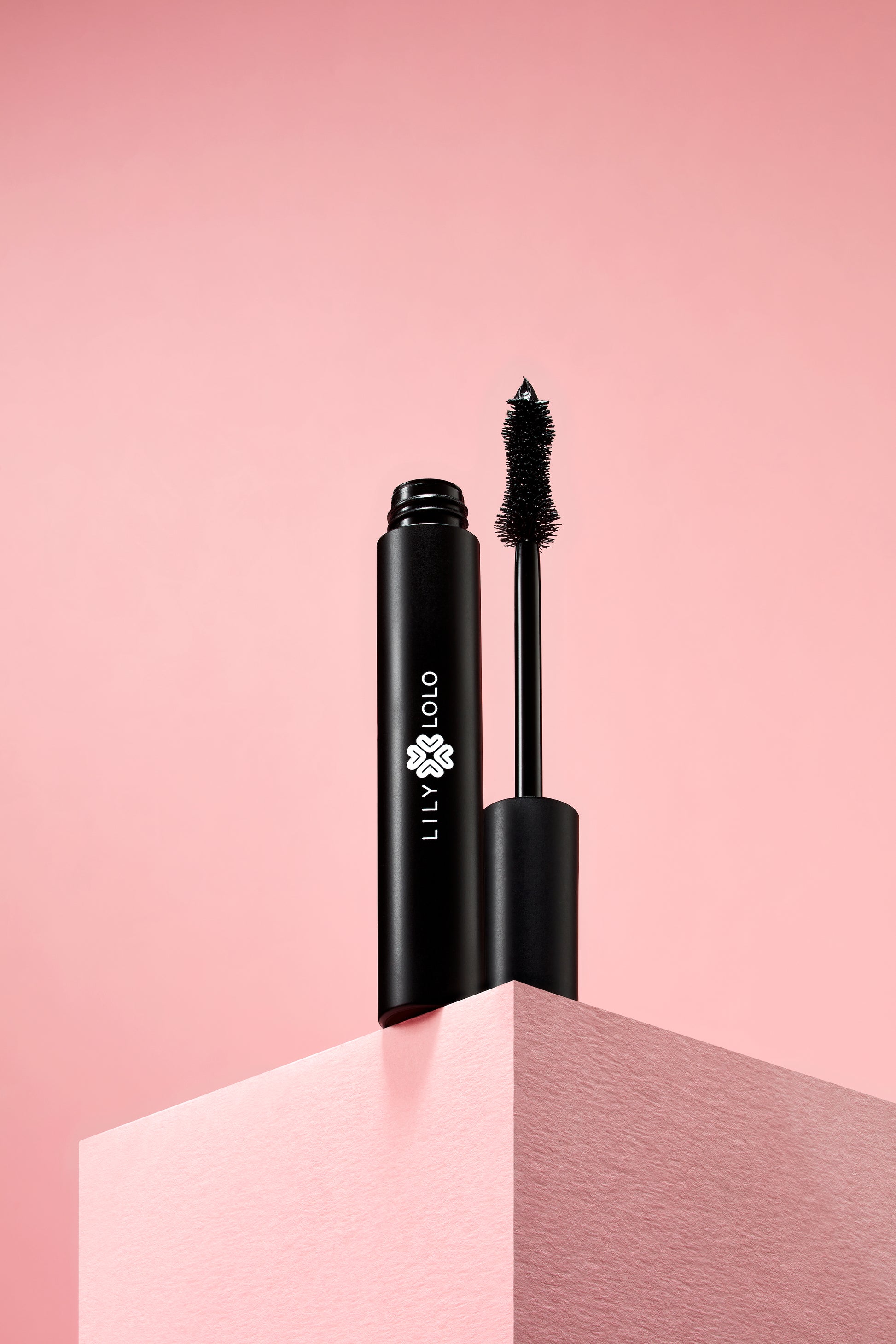 LILY LOLO - Big Lash Mascara - Black - 7ml - WERTE FREUNDE