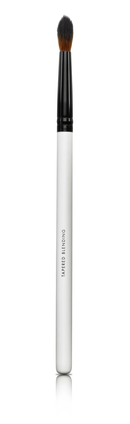 LILY LOLO - Tapered Blending Brush - 1st - WERTE FREUNDE