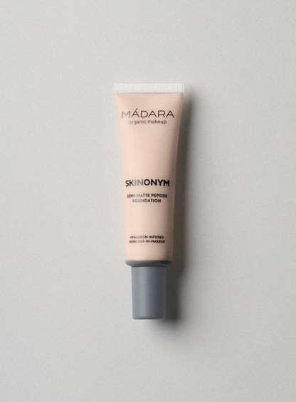 MADARA - SKINONYM Semi-Matte Peptide Foundation 30ml - WERTE FREUNDE