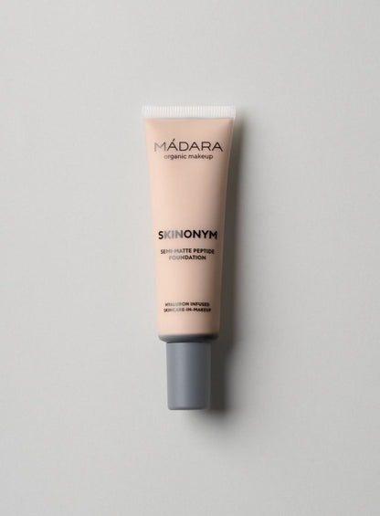 MADARA - SKINONYM Semi-Matte Peptide Foundation 30ml - WERTE FREUNDE
