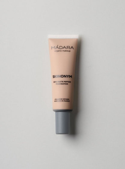 MADARA - SKINONYM Semi-Matte Peptide Foundation 30ml - WERTE FREUNDE