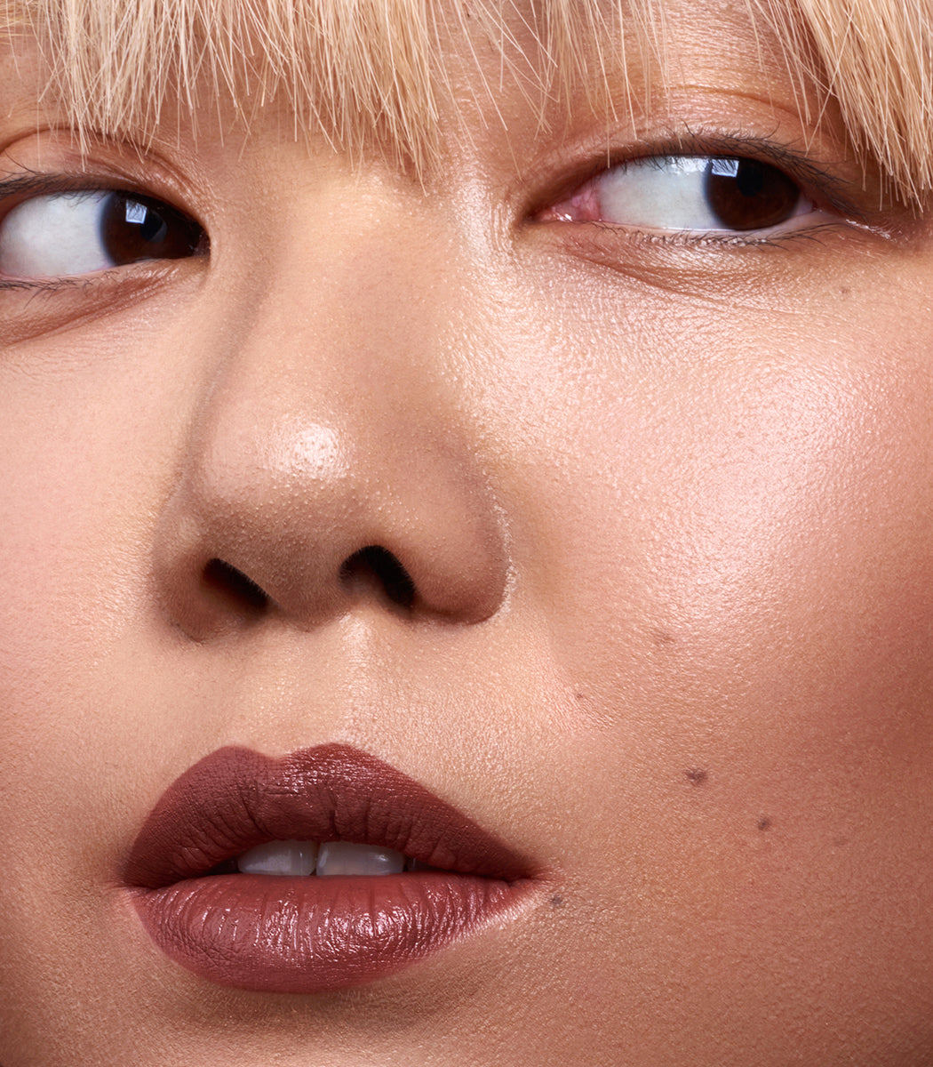 MADARA - VELVET WEAR Matte Cream Lipstick 3,8g - WERTE FREUNDE