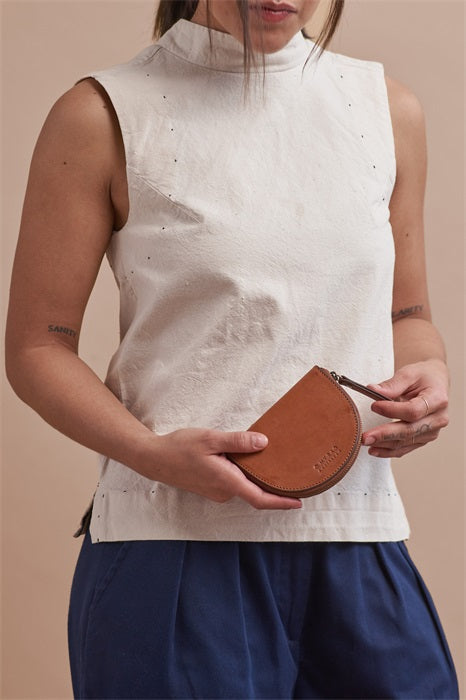 O MY BAG - Laura Purse Cognac Classic Leather - WERTE FREUNDE