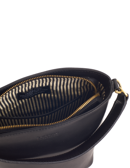 O MY BAG - BOBBI BUCKET BAG MIDI Classic Black - WERTE FREUNDE