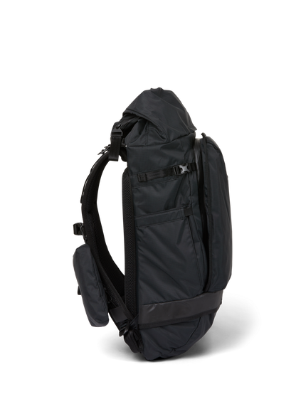 pinqponq - KOMUT Medium Pure Black - WERTE FREUNDE